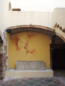 "Madonna",Ayuntamiento de Sant Boi de Llobregat. Can Torrents, 2012